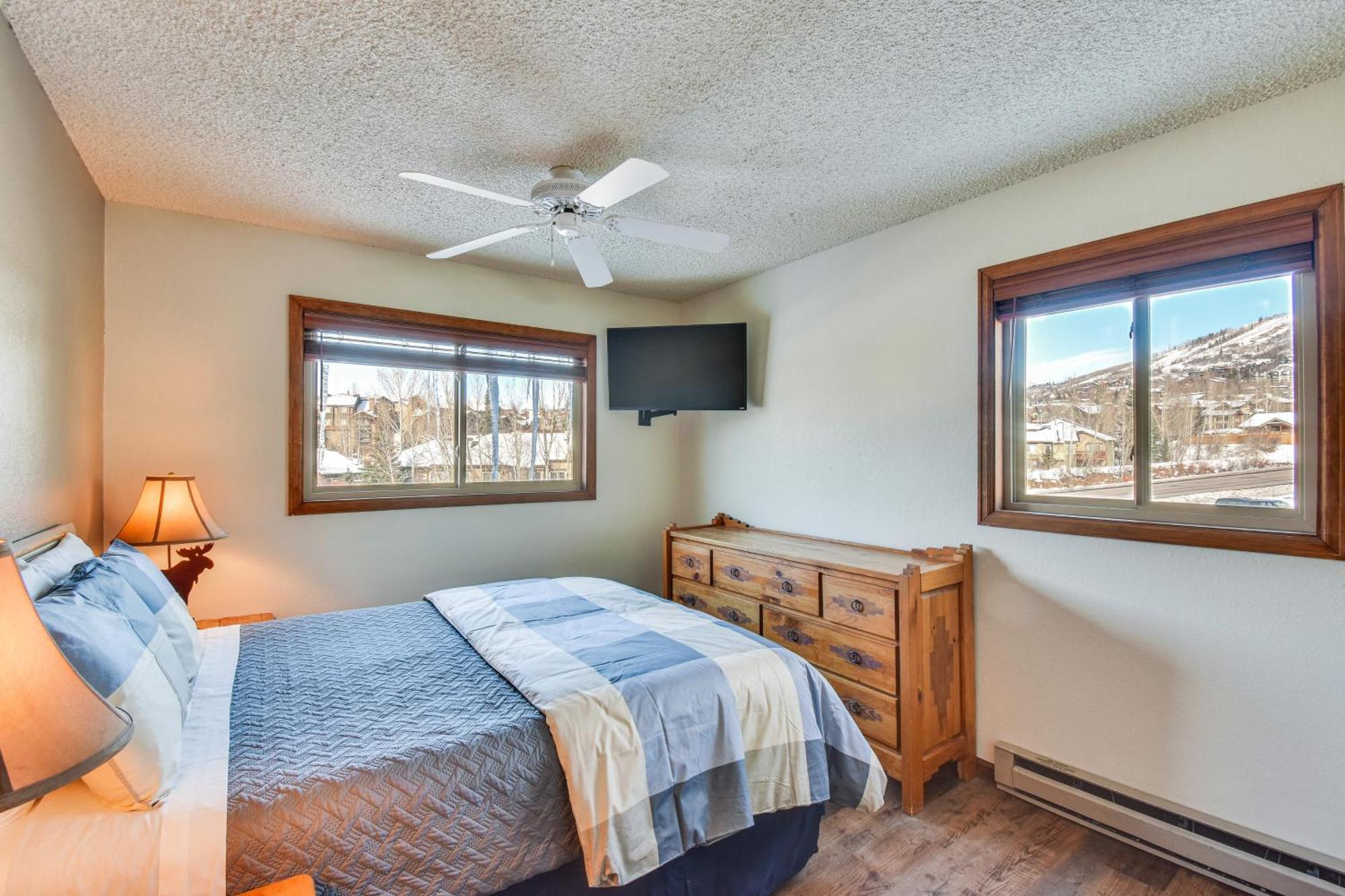 Central Steamboat Condo Outdoor Hot Tub And Pool! Steamboat Springs Exteriör bild
